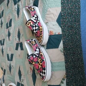 Womens Slip On Vans (Rose, Leopard, Checkered)
